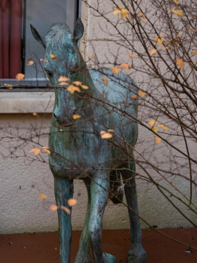 Voyage… Villa Noyers-sur-Serein Buitenkant foto